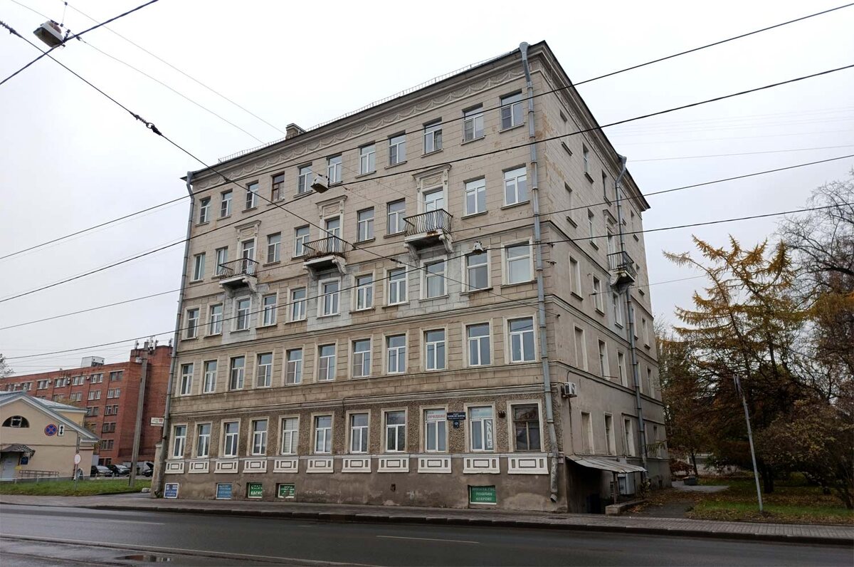 Дом №131 по пр. Обуховской Обороны (вид от Невы). Фото: Левый Берег, 2025