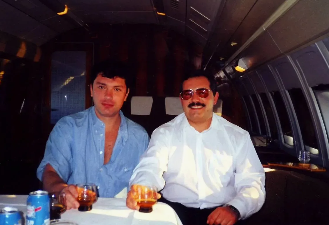 Надеждин с Немцовым на частном самолете