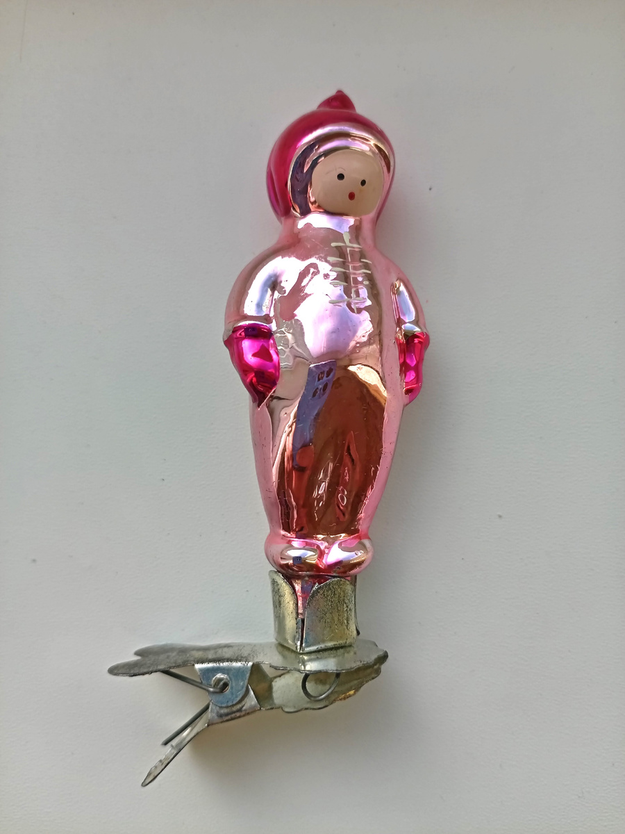 Ёлочная игрушка Мальчик-космонавт, СССР