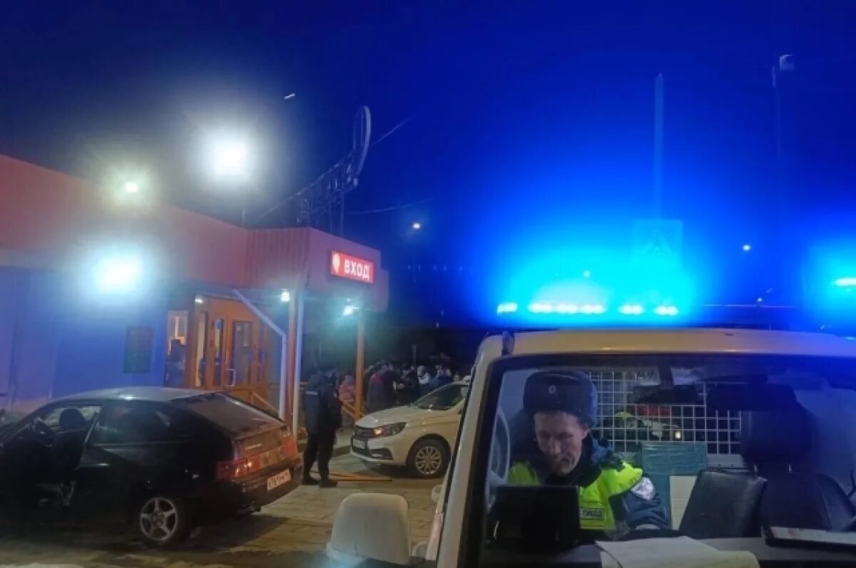    В Ревде машина задавила двух девочек, ждавших зелёного сигнала светофора