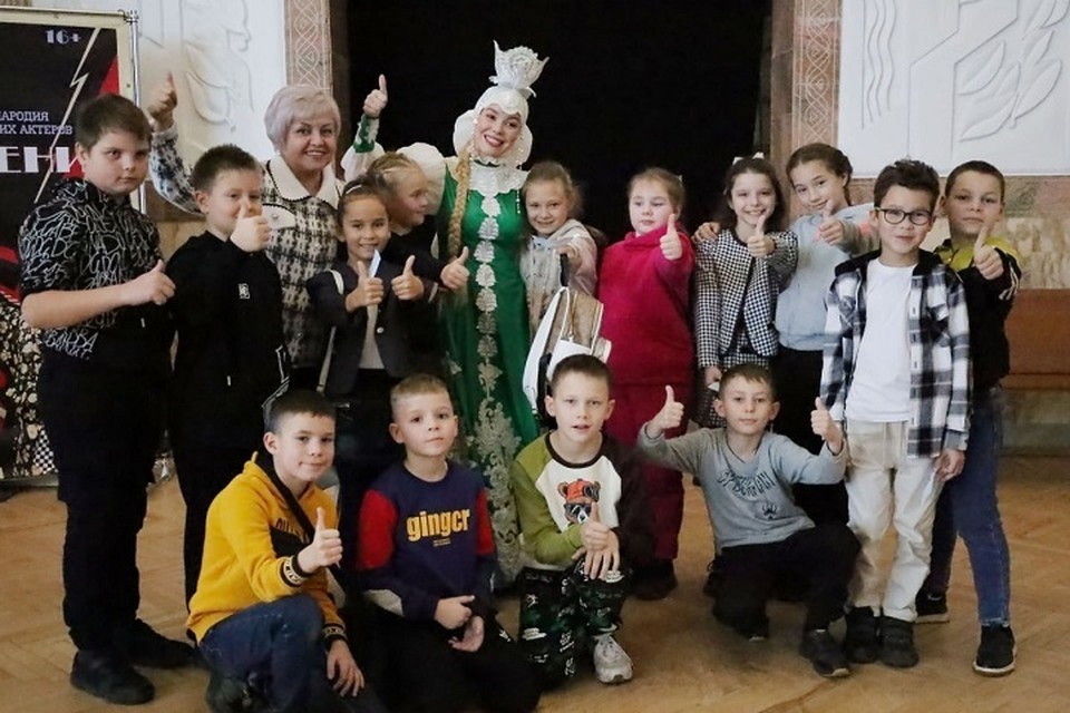    В Мариупольском театре прошли показы спектаклей для детей. Фото: Министерство культуры ДНР