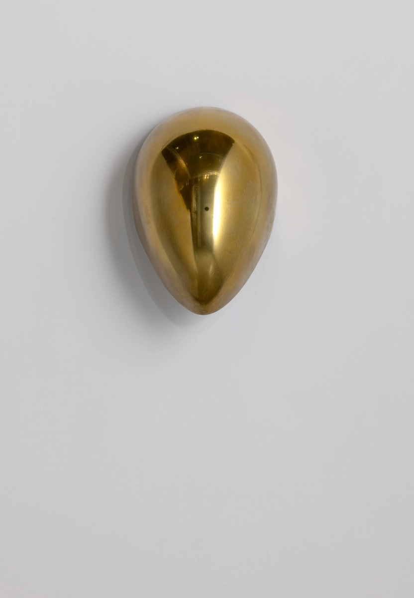    «Тайная вечеря» и коробки из-под шампанского: чем запомнился Art Basel 2025 в Париже (фото 2)