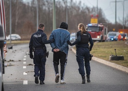    В Польше по подозрению в шпионаже арестовали двух украинцев