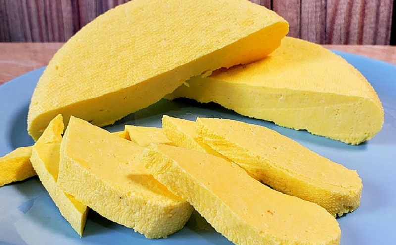 Домашний сыр за полчаса: просто, вкусно и без лишних добавок
