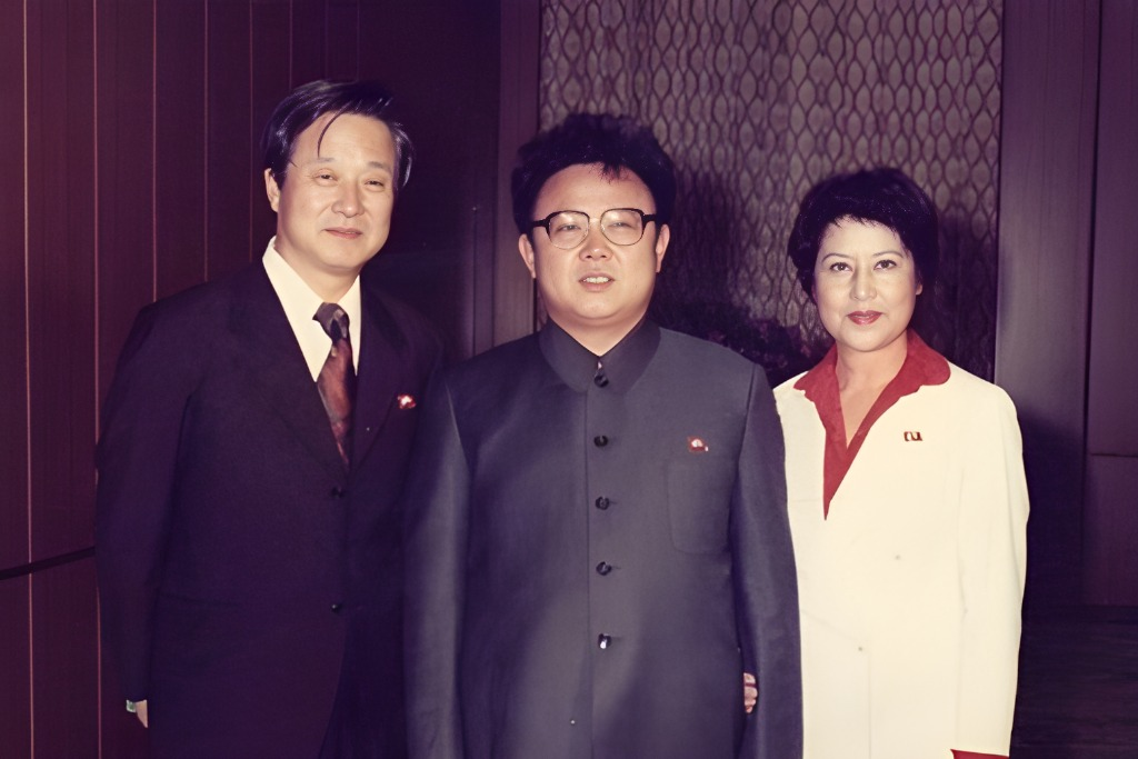  South China Morning Post / Hellflower films / Shin Films Foundation 
