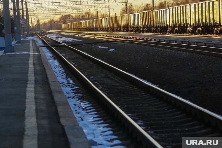     Комиссия рассмотрела меры по защите железных дорог