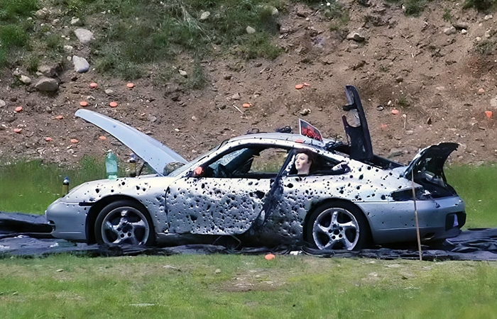 Оружейные мифы: почему прятаться за автомобилем - плохая идея