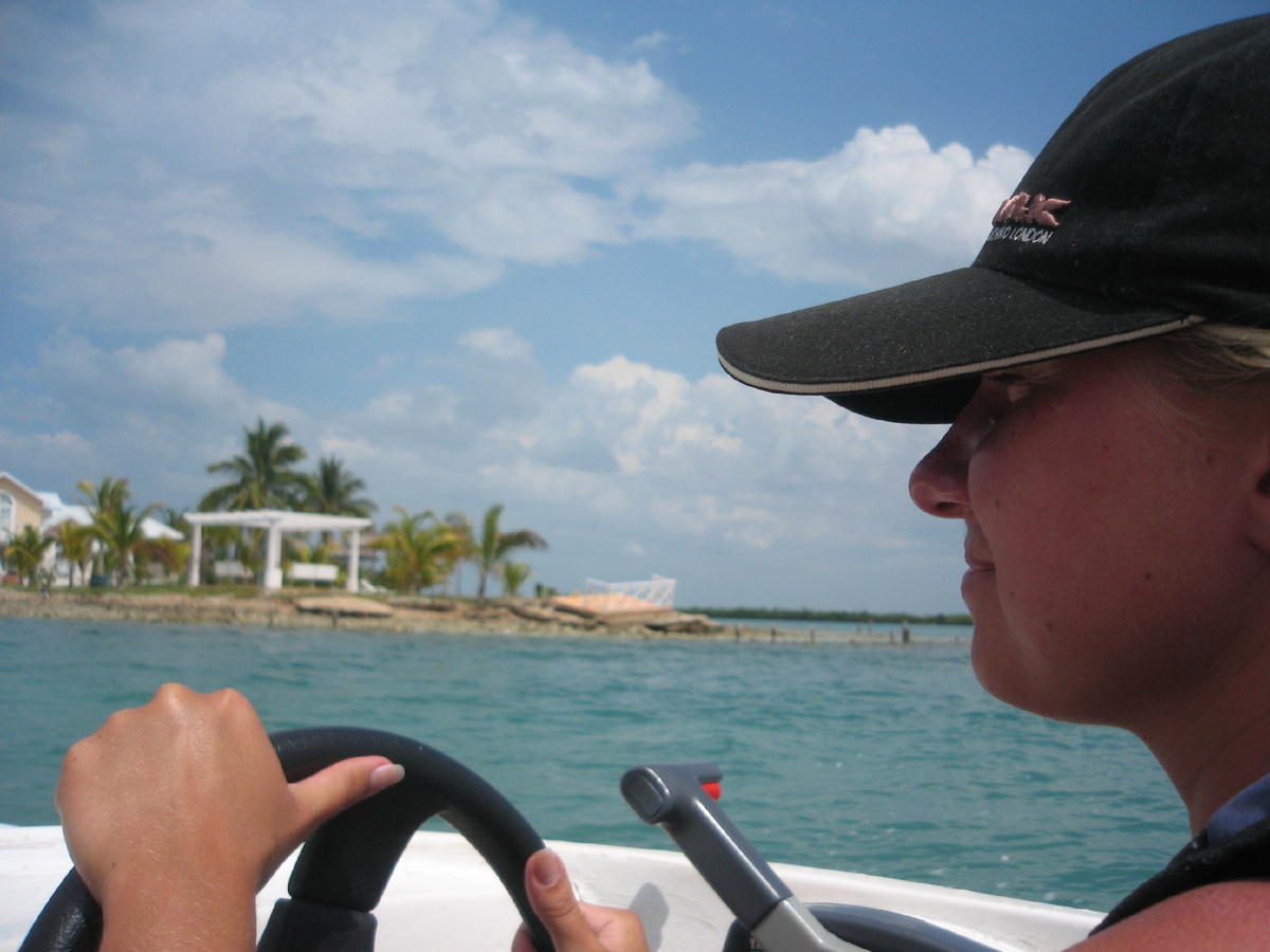 На фото автор Дзен-канала, Ирина Князева, карьерный консультант №1 по мнению ведущего отраслевого сервиса HRTIME.