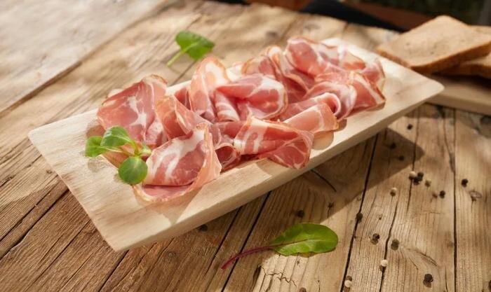 Обложка © Shutterstock / FOTODOM / Kalashnikov Dmitrii