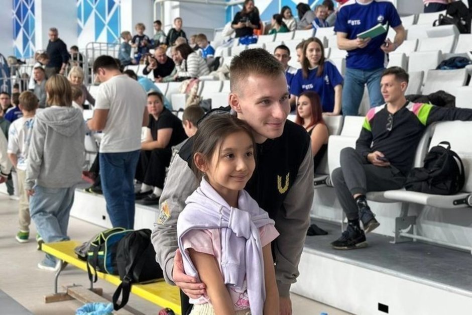    Маринов во время стартов гимнастической Премьер-лиги. Агата Чир