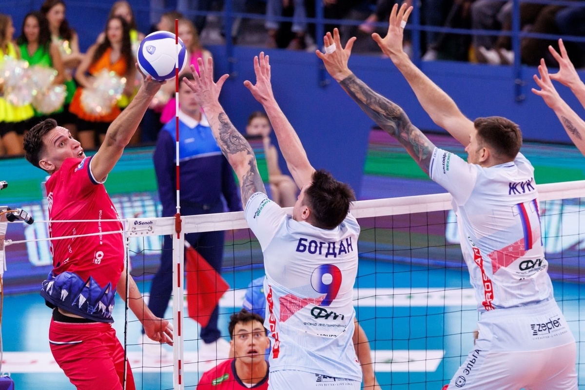    Юри Романо в атаке / фото: Сергей Снегирев, vcdynamo.ru