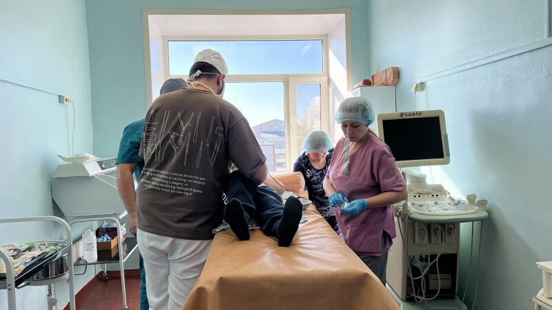     Хирург Евгений Дробот в Тальменской ЦРБ. Altapress.ru