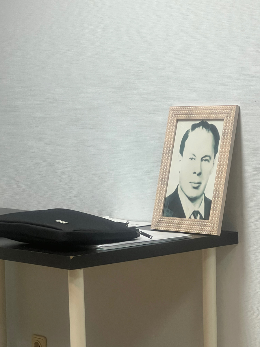 Портрет основателя метода избавления от химических зависимостей, Г.А. Шичко