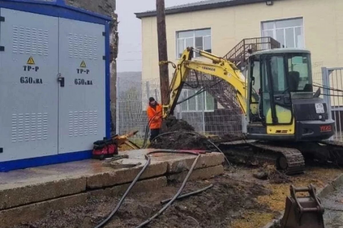    Из-за рухнувшей опоры ЛЭП без света осталась часть Севера-Курильска