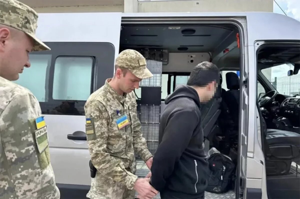    Британские журналисты шокированы увиденным на Украине: повсюду дезертиры, безнадежность и страх смерти.