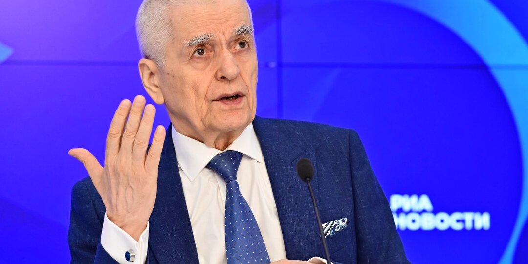 Онищенко встал на сторону учителей: "Слишком увлеклись защитой прав детей". Первые шаги обозначены