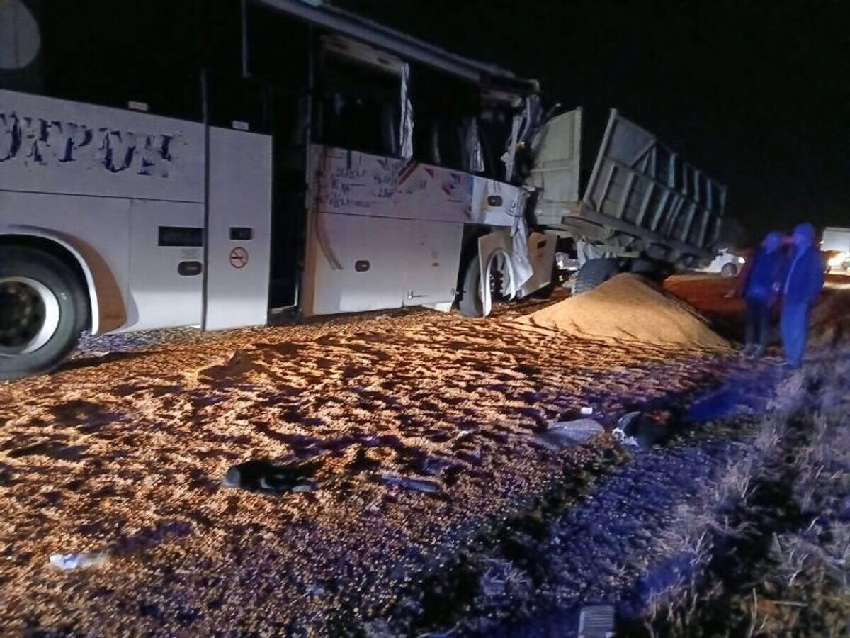    На месте ДТП с участием туристического автобуса в Приморье© Фото : УМВД России по Приморскому краю