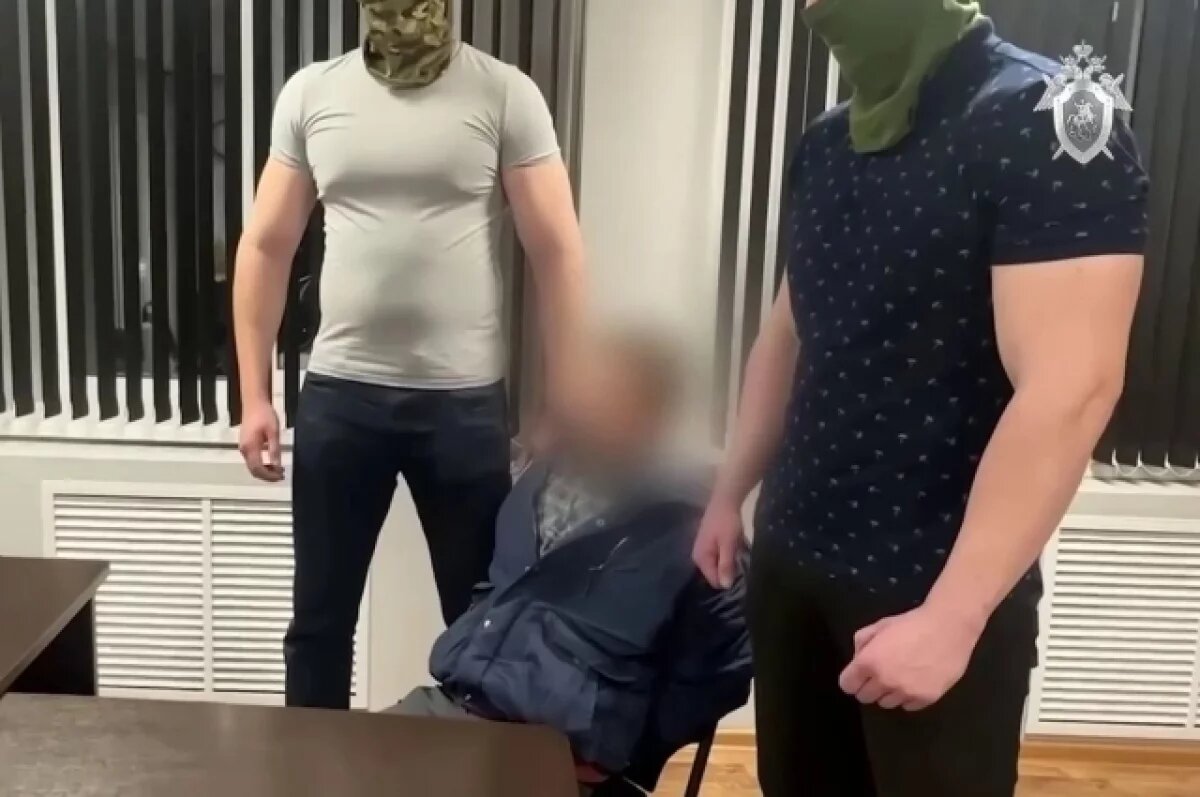    В Канске отца обвинили в истязаниях маленьких сыновей и жены