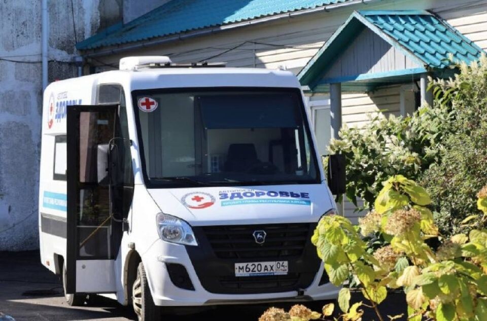    Автопоезд "Здоровье" в Республике Алтай. Источник: t.me/turchak_andrey