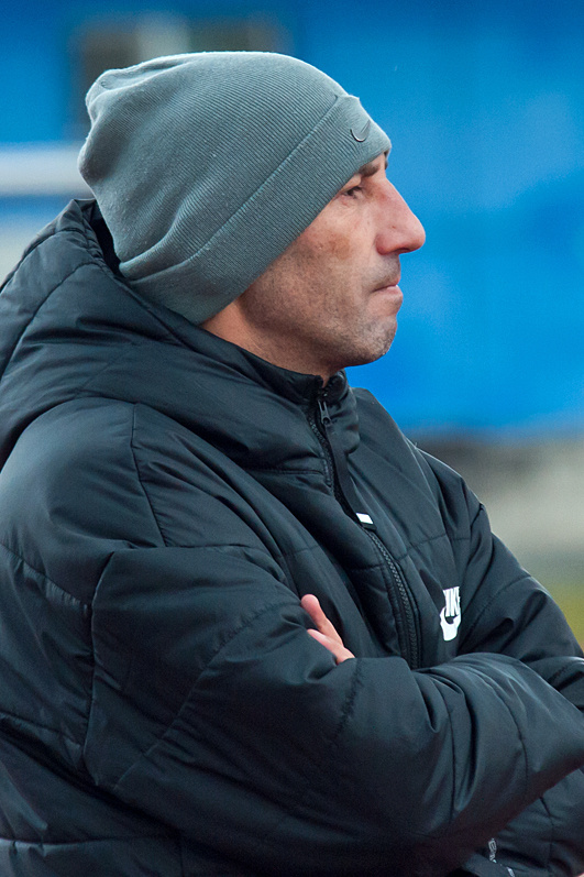 Тренер ФК «Ноглики» Алексей Серебряков.