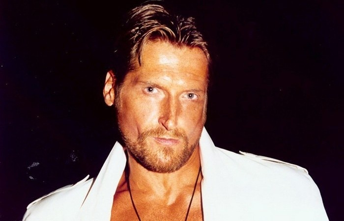 Джигурда в молодости.