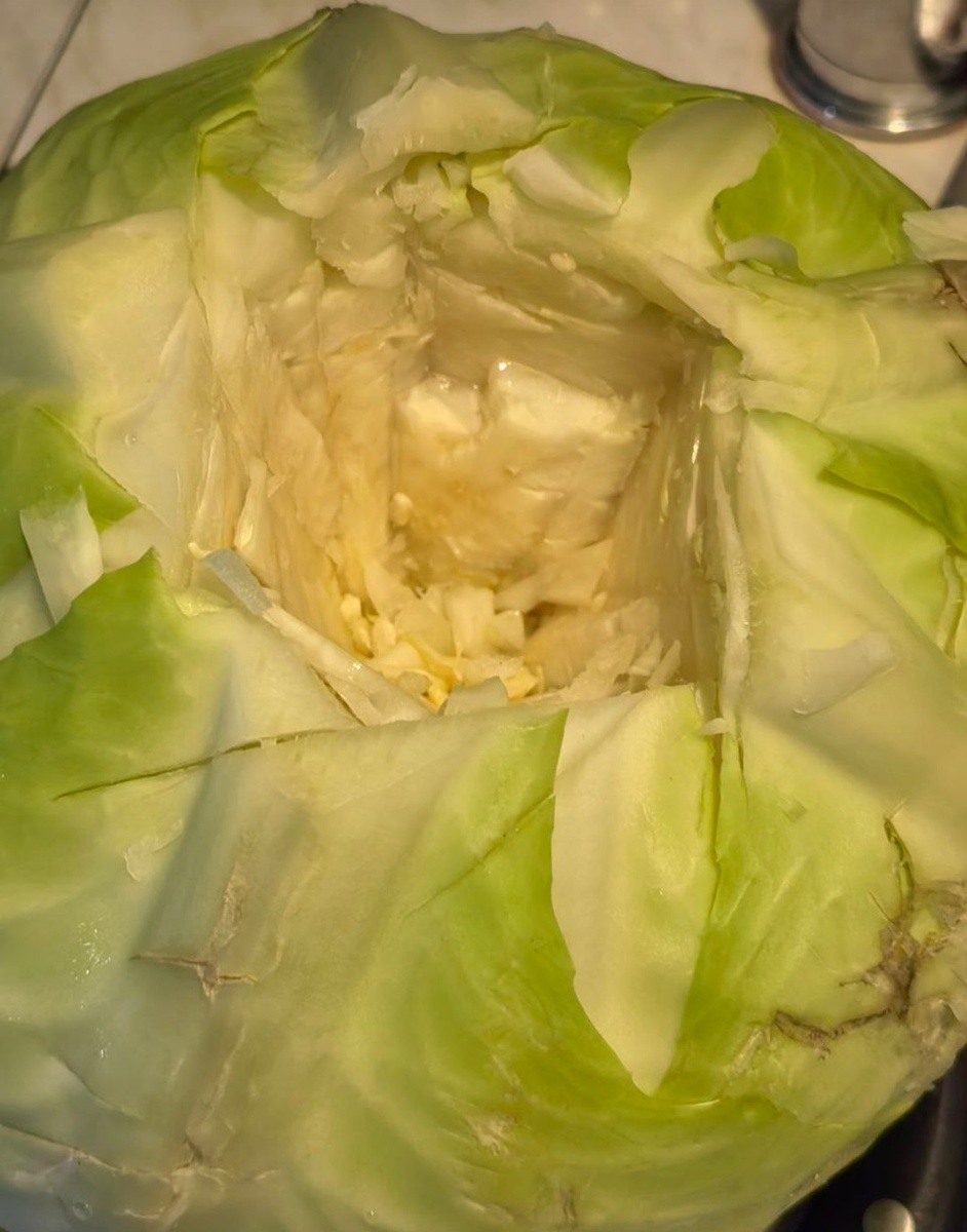 Вырезаем кочерыжку