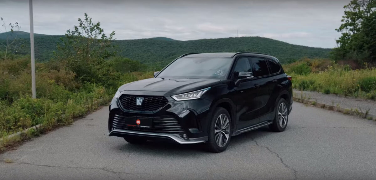 Toyota Crown Kluger. Источник: скриншот из VKвидео канала «Япония Транзит»
