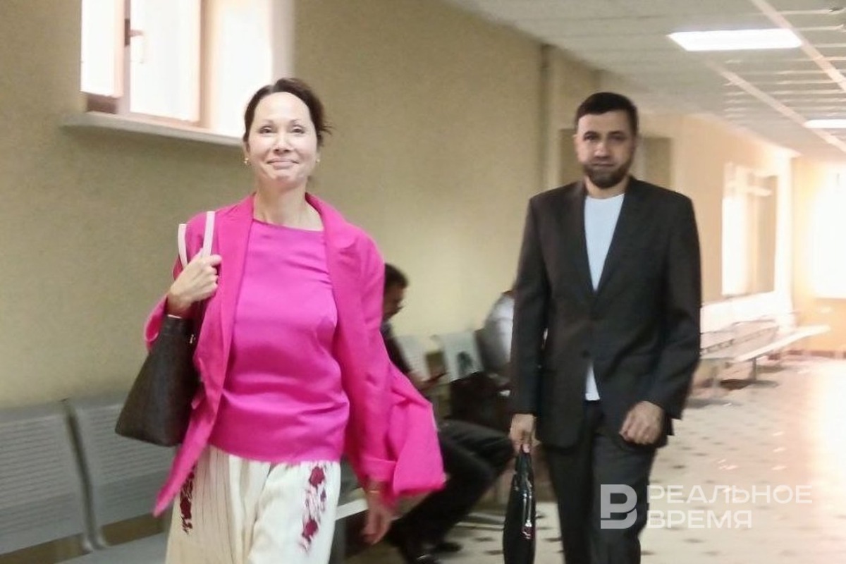    Инна Барлева и Ибрагим Закиев перед вынесением оправдательного приговора в Верховном суде РТ (сентябрь 2024). Ирина Плотникова / realnoevremya.ru