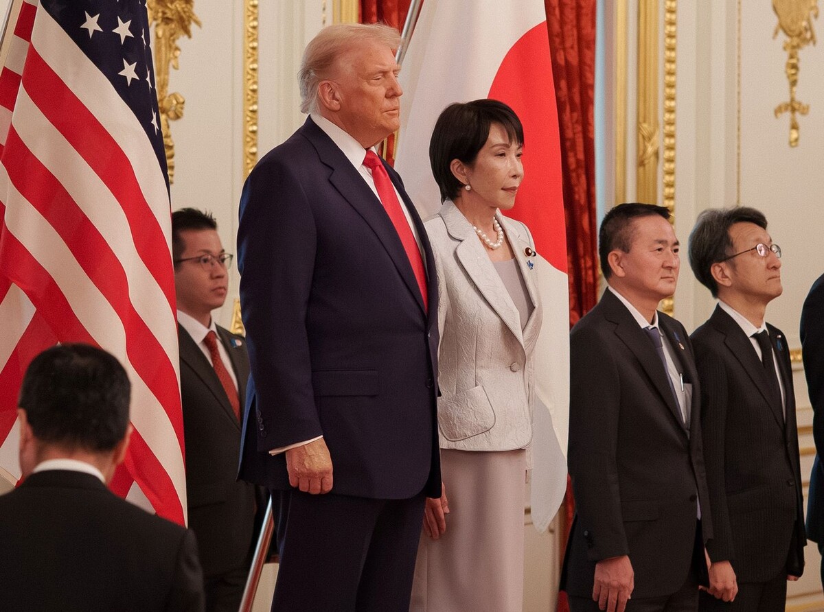    Президент США Дональд Трамп и премьер-министр Японии Санаэ Такаити / Источник: © POOL/Global Look Press