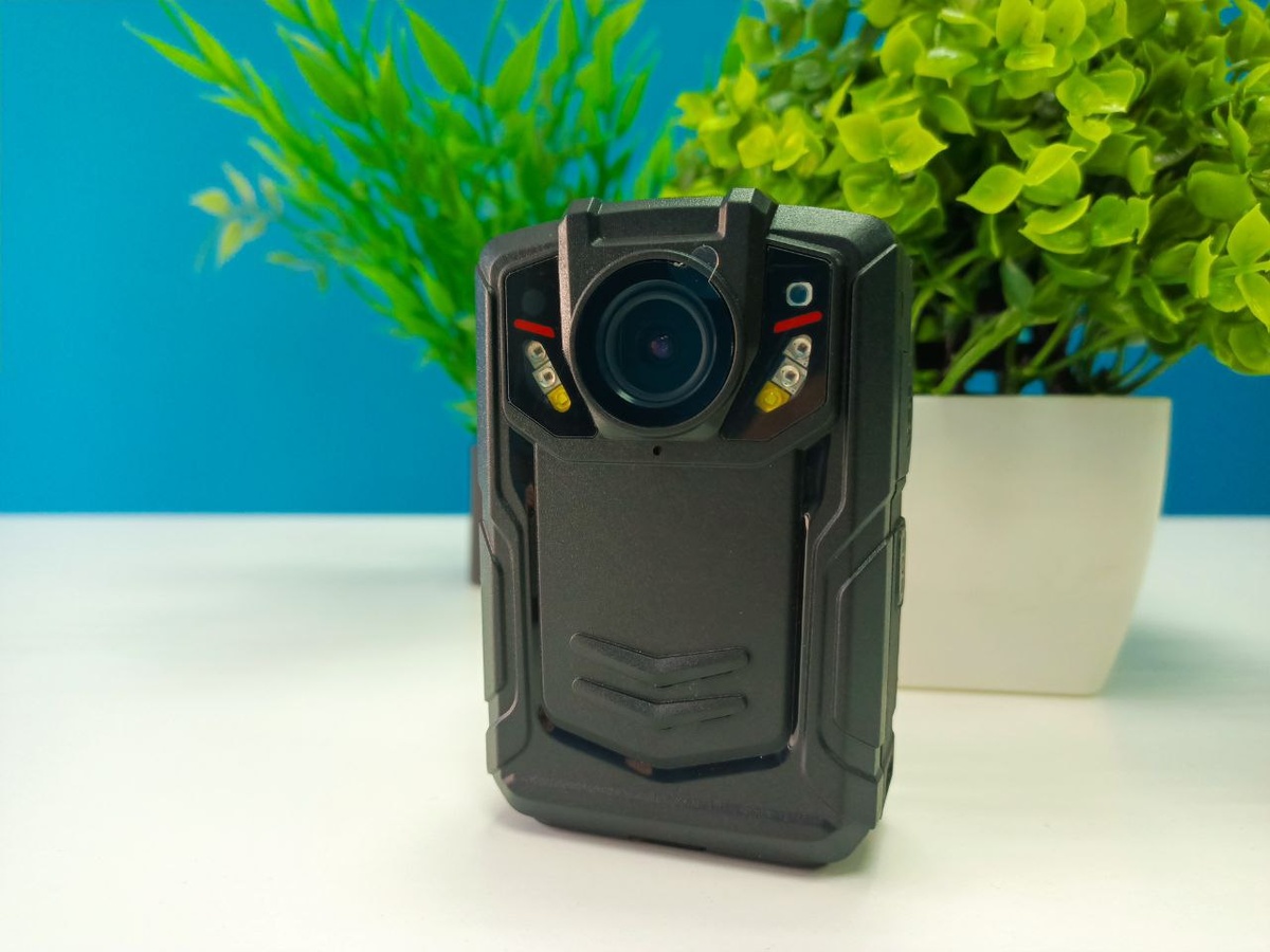 Носимый видеорегистратор RX-9