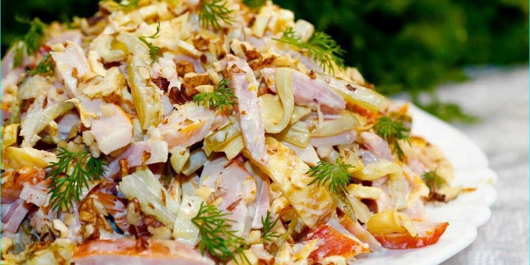 Салат с копчёной курицей — рецепт, проверенный временем!