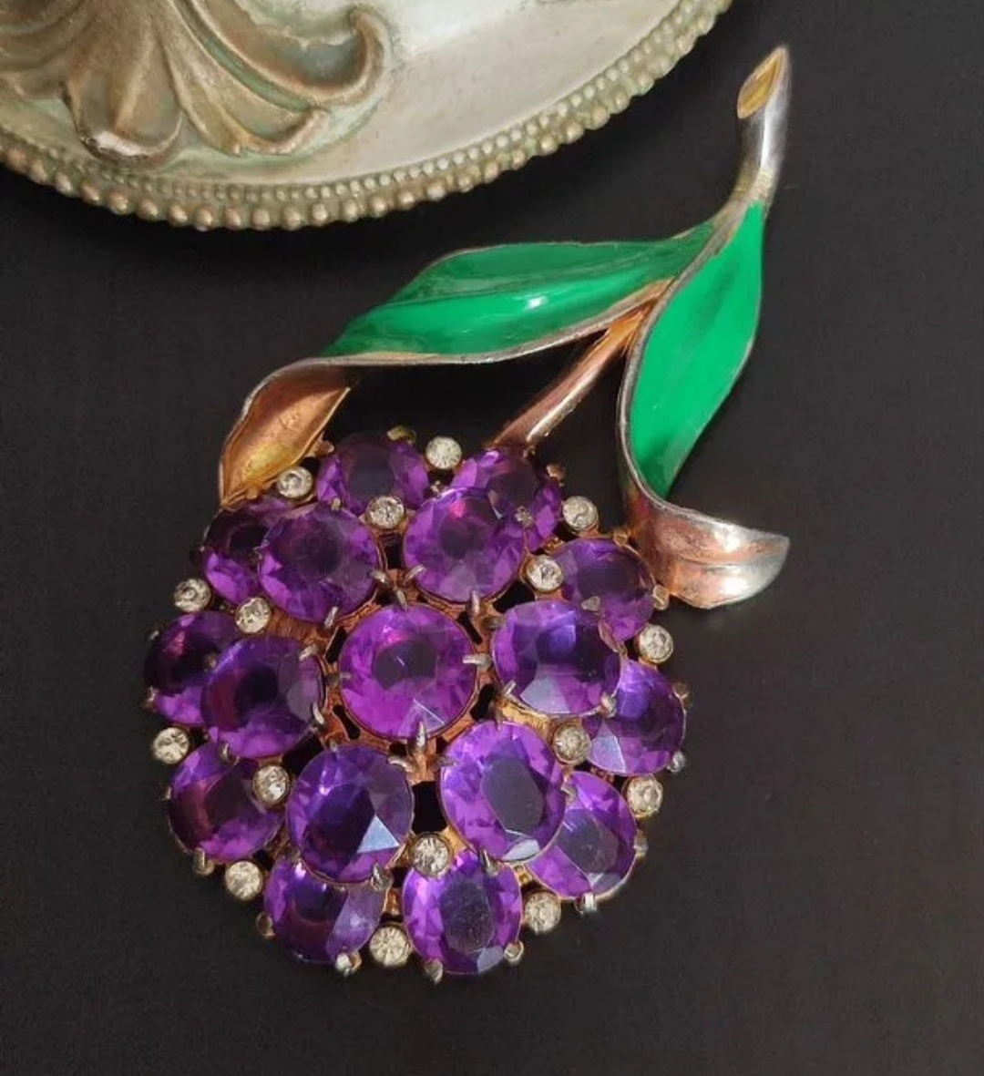 Огромная антикварная брошь, 30-е годы прошлого век.