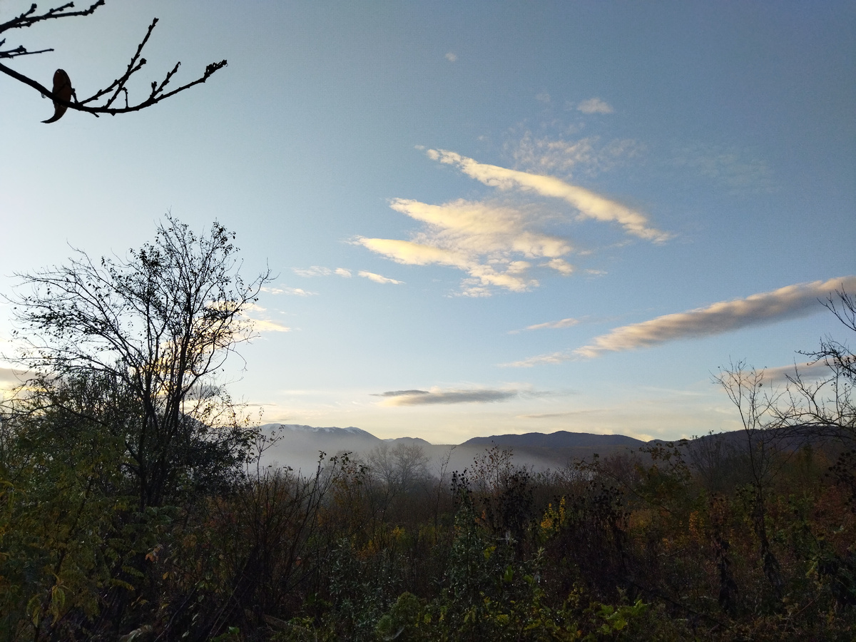 Вид на Лагонакский хребет.
