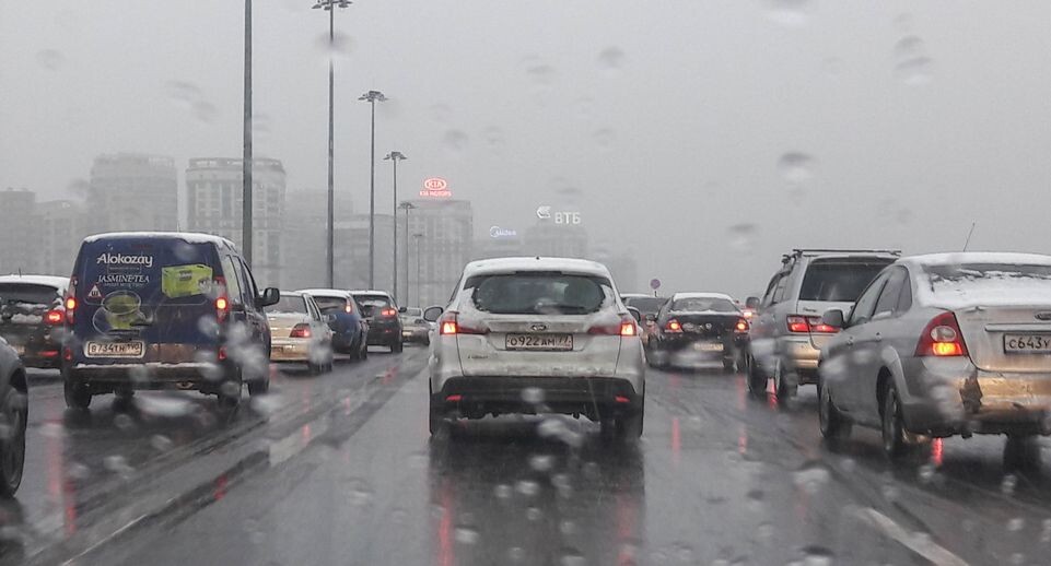    Снегопад в Москве и Подмосковье / Медиасток.рф