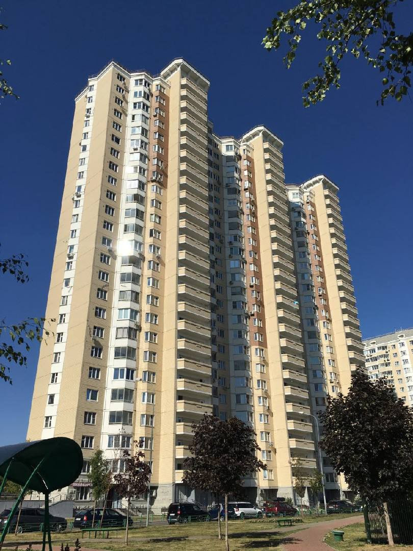 П44Т/25 на Нарвской улице