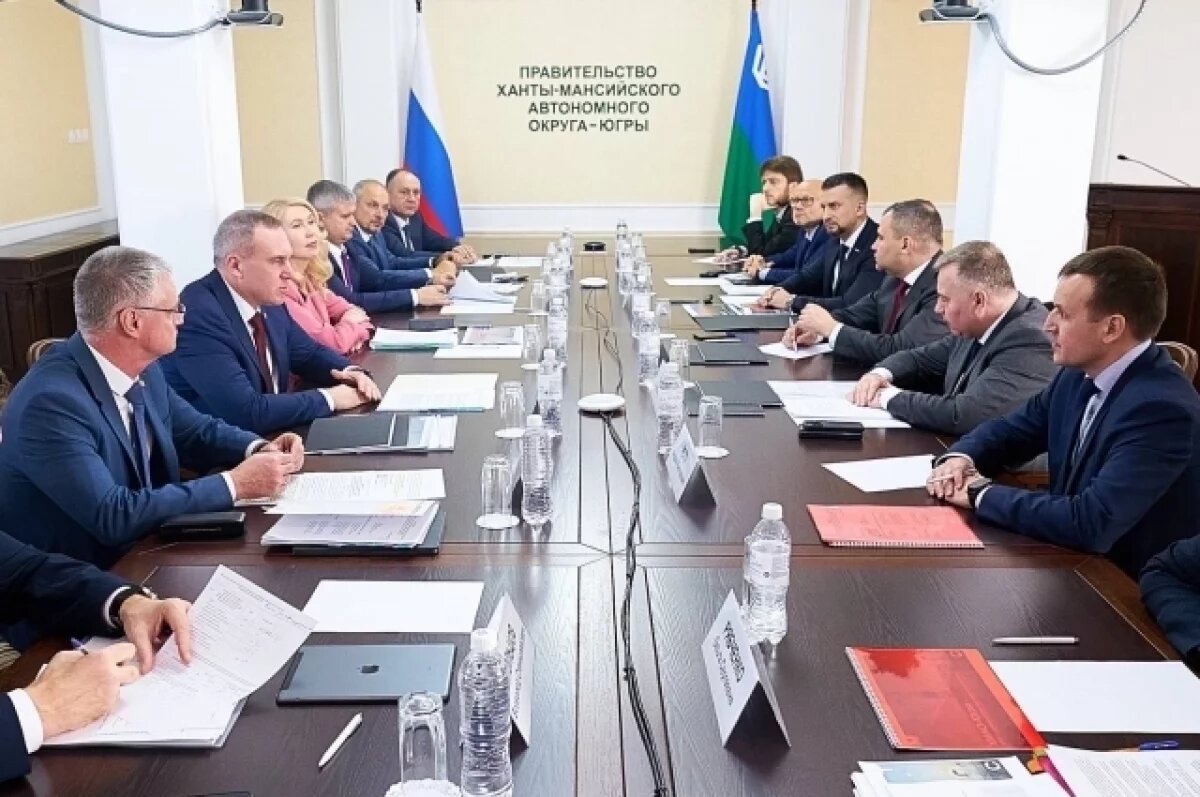    Стороны говорили об обеспечении сотовой связью федеральных трасс на территории Югры.