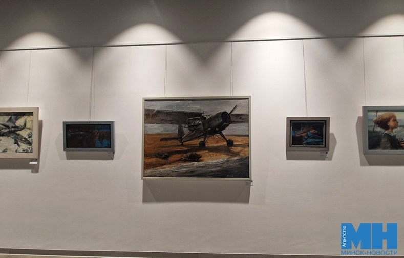 Листайте вправо, чтобы увидеть больше изображений