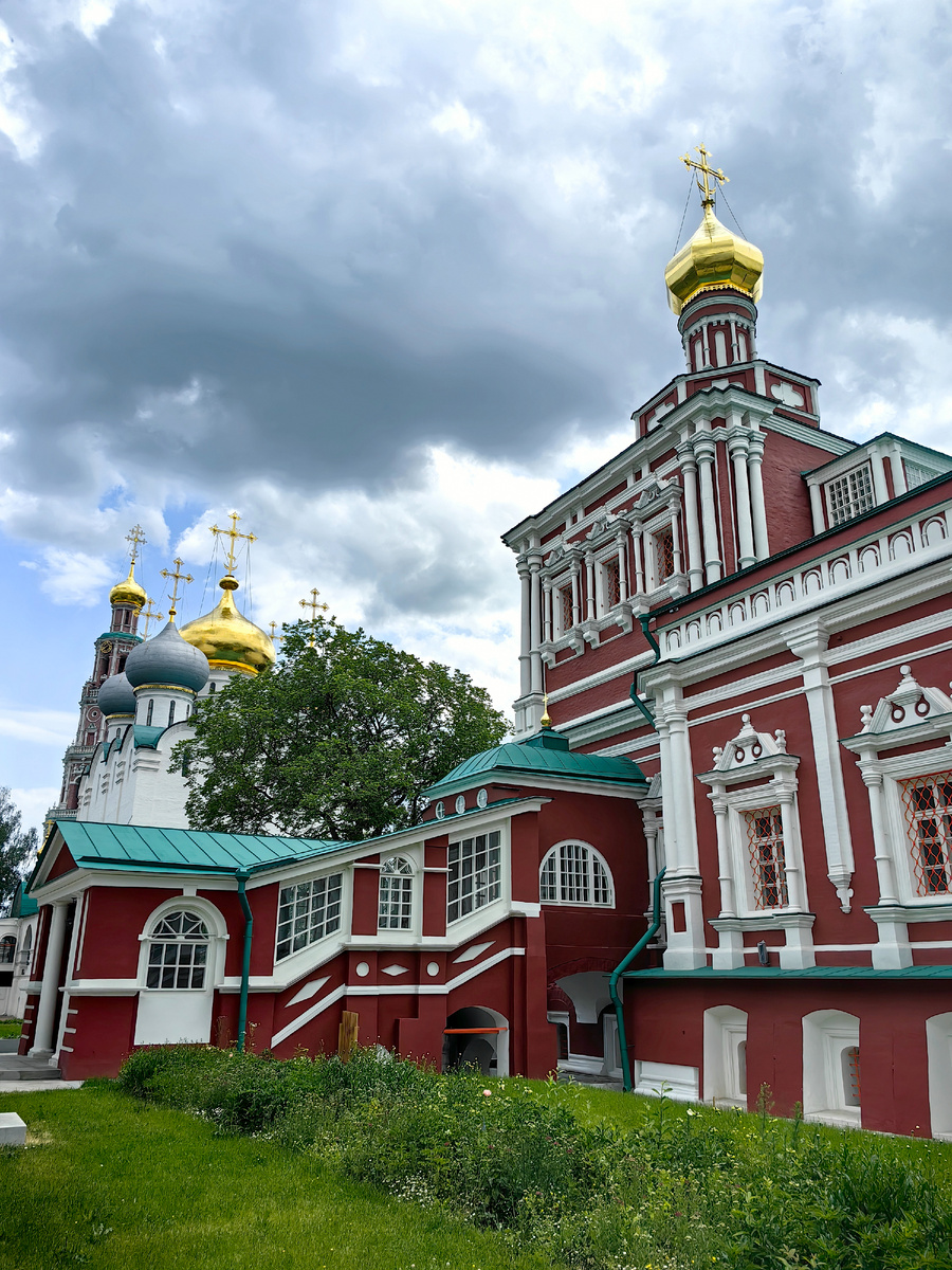 Успенский храм