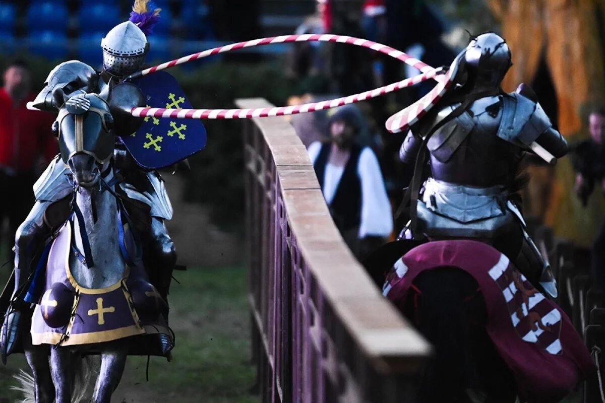    Рыцарский турнир святого Георгия в музее-заповеднике «Царицыно» в Москве.
