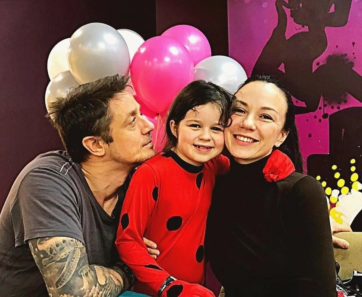 с Викторией Богатыревой и Варварой