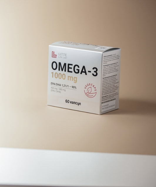 Исходник
Черновой кадр без обработки. Видно неровности коробки, слегка стёртые надписи и рабочий стол. На этом этапе продукт выглядит «как есть», без подготовки к каталогу.  