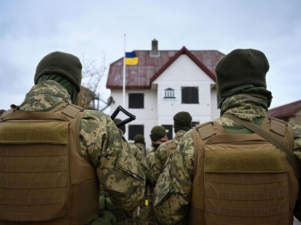    Подготовка украинских военных западными инструкторами© Getty Images / Finnbarr Webster