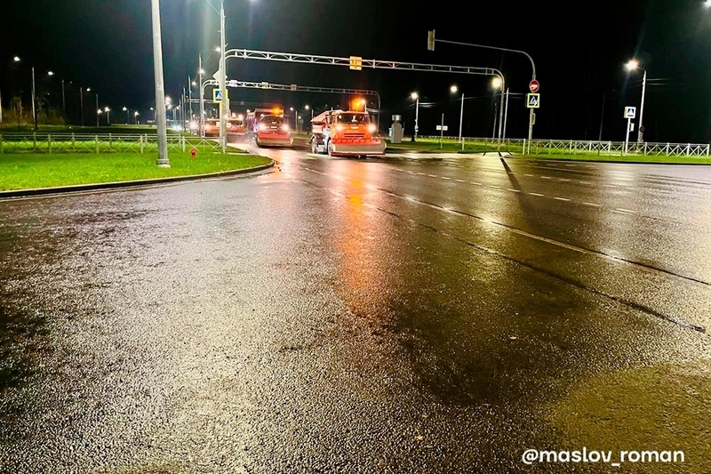    Тренировку "Спецавтотранс" провел 27 октября. Начали утром с центральных магистралей, постепенно охватывая все районы города. Повторный выход сделали ночью.