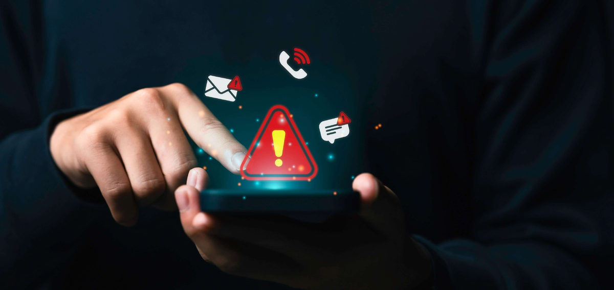 Фото: https://cdn.ingos.ru/images/blog/kak-zashchititsya-ot-moshennikov.jpg