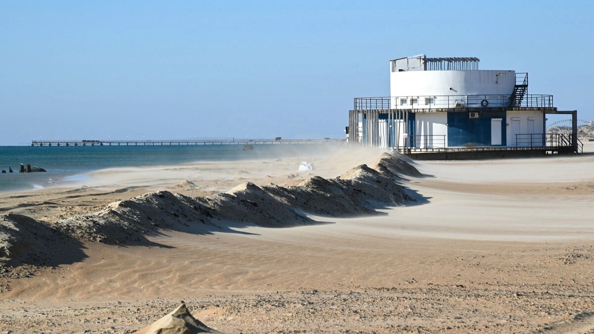 На Анапу идет новое мазутное пятно. Фото: Игорь Онучин/ТАСС