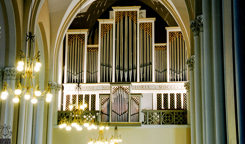 Духовой орган швейцарской фирмы «Kuhn»