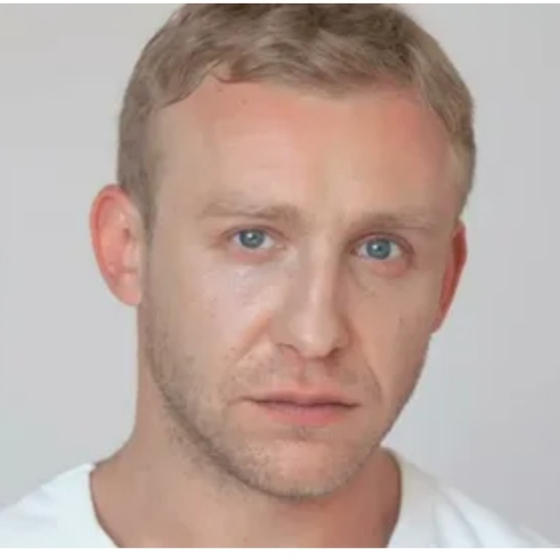 Антон Жуков 