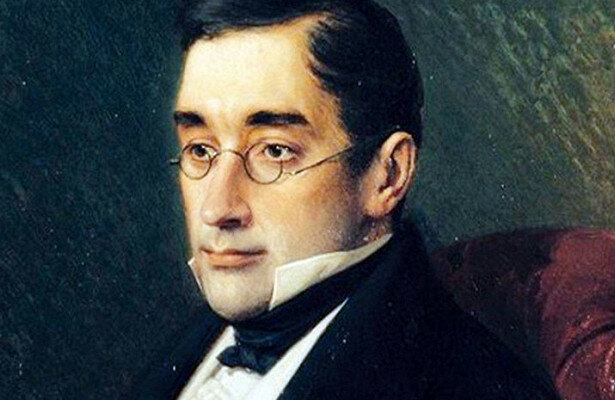 Грибоедов Александр Сергеевич — русский писатель, прозаик, драматург, дипломат, лингвист, историк, востоковед, пианист и композитор. Статский советник (1828). Его жена — Нина Александровна Чавчавадзе. Во время Русско-персидской войны активно участвовал в переговорах с представителями персидского шаха и разработке ключевых условий выгодного для России Туркманчайского мирного трактата (1828). В своём рапорте Николаю I командующий русскими войсками Иван Фёдорович Паскевич высоко оценил роль Грибоедова в получении от Персии огромной по тем временам контрибуции в 20 млн рублей серебром. Убийство Грибоедова было одним из немногих случаев убийства русских дипломатов за границей. В следующий раз подобная трагическая история произошла только в 1880 году, когда русский военный атташе в Турции Макс Куммерау был убит в сходных исторических обстоятельствах (Турция за два года до того проиграла России очередную войну). 