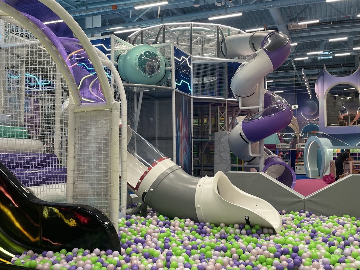 Выглядит масштабно