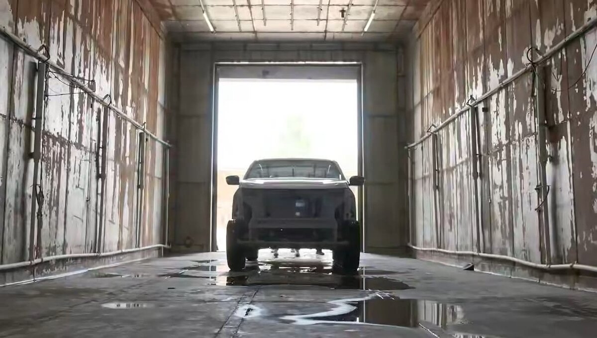   Электромобиль «Атом»